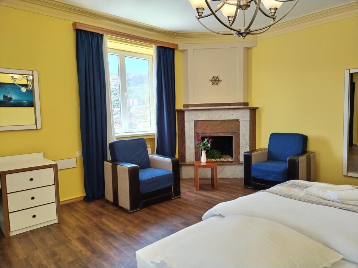 Hotel Blissdom Tbiliszi Kültér fotó